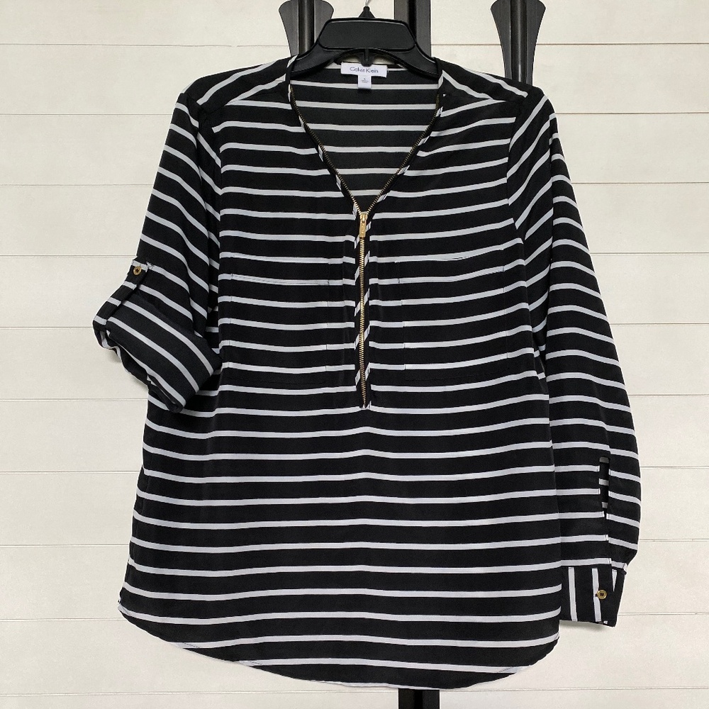 Calvin Klein Black and White Stripe Shirt Small with Adjustable Sleeves